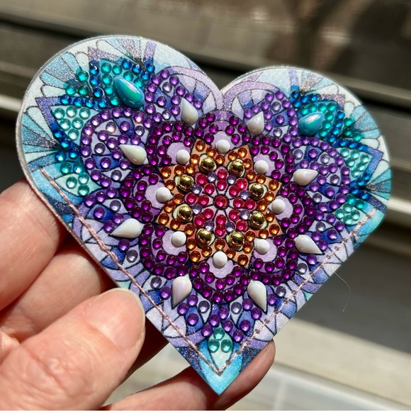 Diamond Art HEART 08 Corner Bookmark, Colorful, Sparkly (BLUE, PURPLE, PINK) - Picture 6 of 15